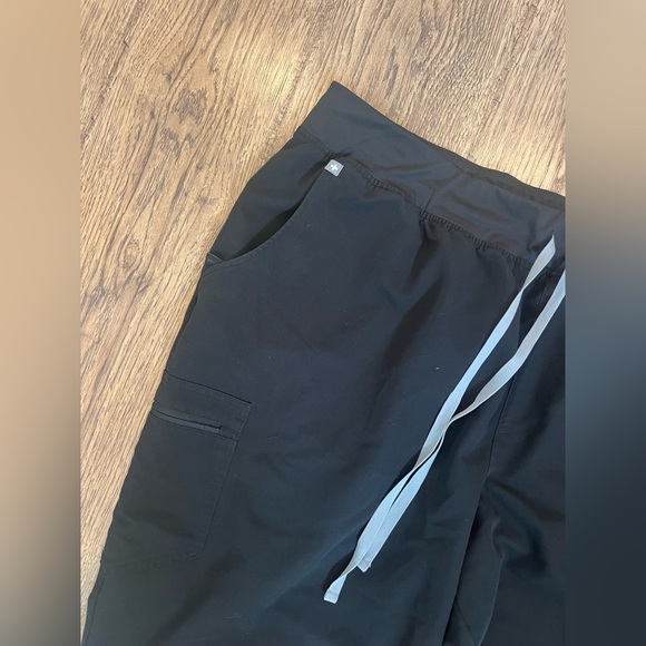 Figs Technical Collection Women's Size 5XL Black Scrub Pants EUC - Picture 2 of 4